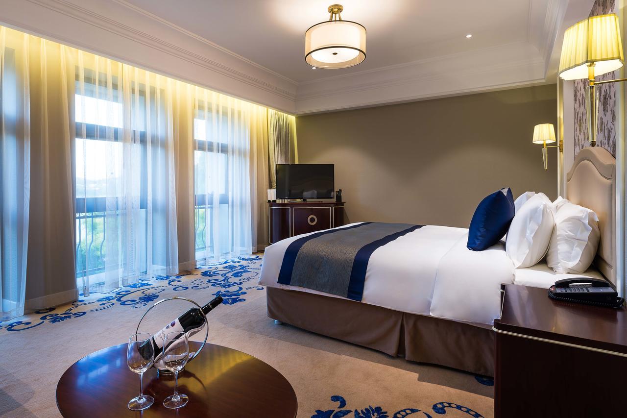 Pullman Tangshan Bagian luar foto